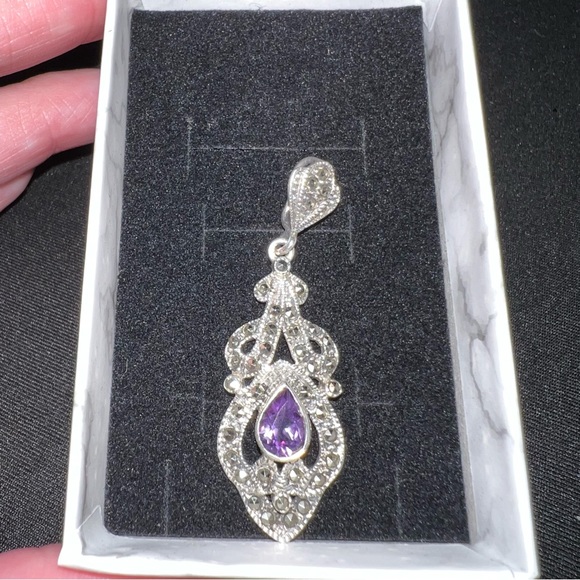 Vintage Sterling Silver Amethyst and Marcasite Dangling Pendant - Picture 6 of 6